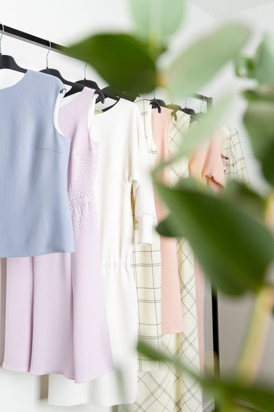 HOW TO CREATE THE ULTIMATE SPRING CAPSULE WARDROBE